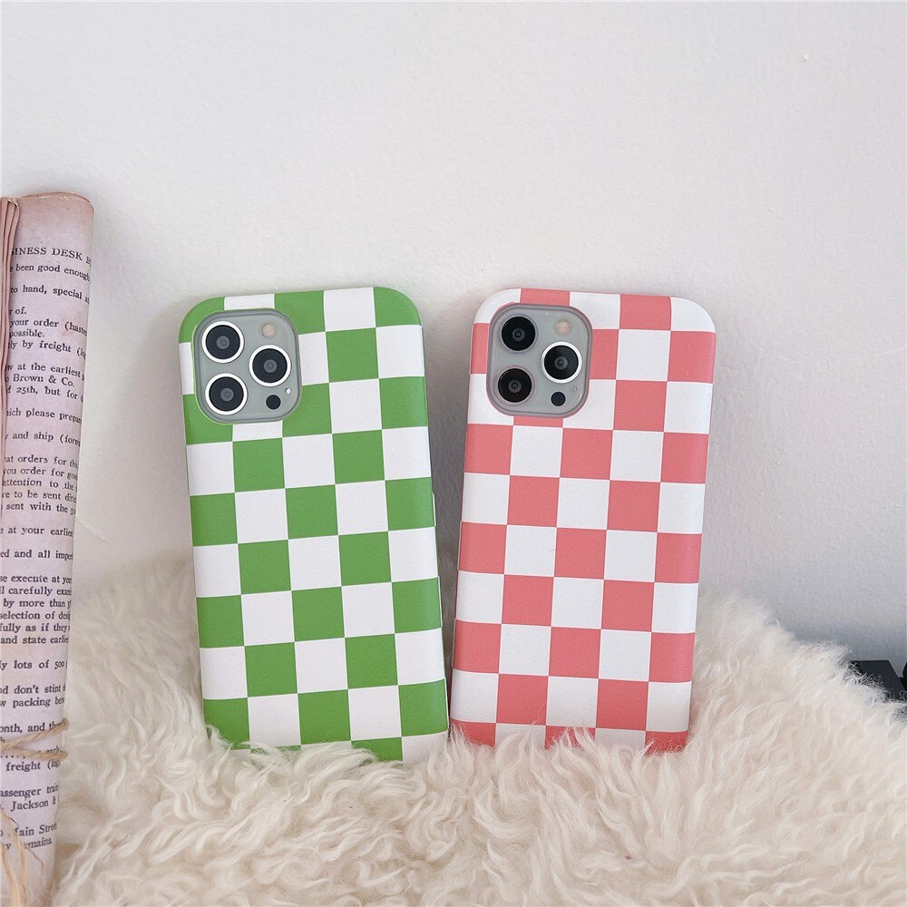 Checkered Pattern Cushioned iPhone Case-Fonally-